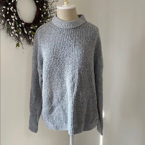 AE Cozy Gray Knit Sweater
